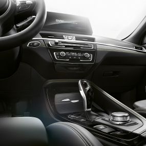 קונסולה מרכזית BMW X2 F39 BMW X2 2018 F39 קונסולה מרכזית פנימית