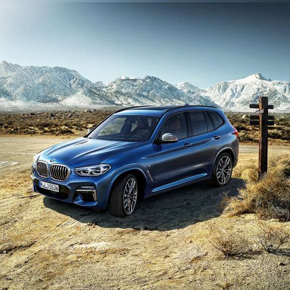 BMW X3 M40i, תמונה 3/4 קדמית בהרים BMW X3 M40i, תמונה 3/4 קדמית בהרים