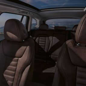 מושבי Sport מעור מוקה Vernasca BMW iX3 מושבי Sport מעור מוקה Vernasca BMW iX3 2020 חלק פנימי