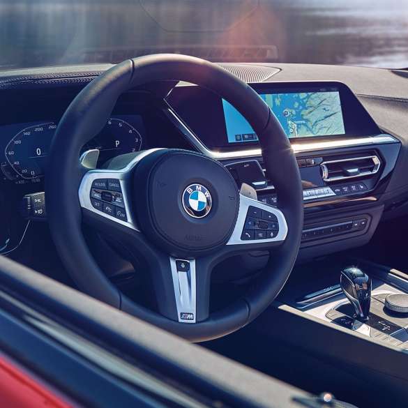 סביבת הנהג של BMW Z4 רודסטר מבט אל סביבת הנהג של BMW Z4 רודסטר
