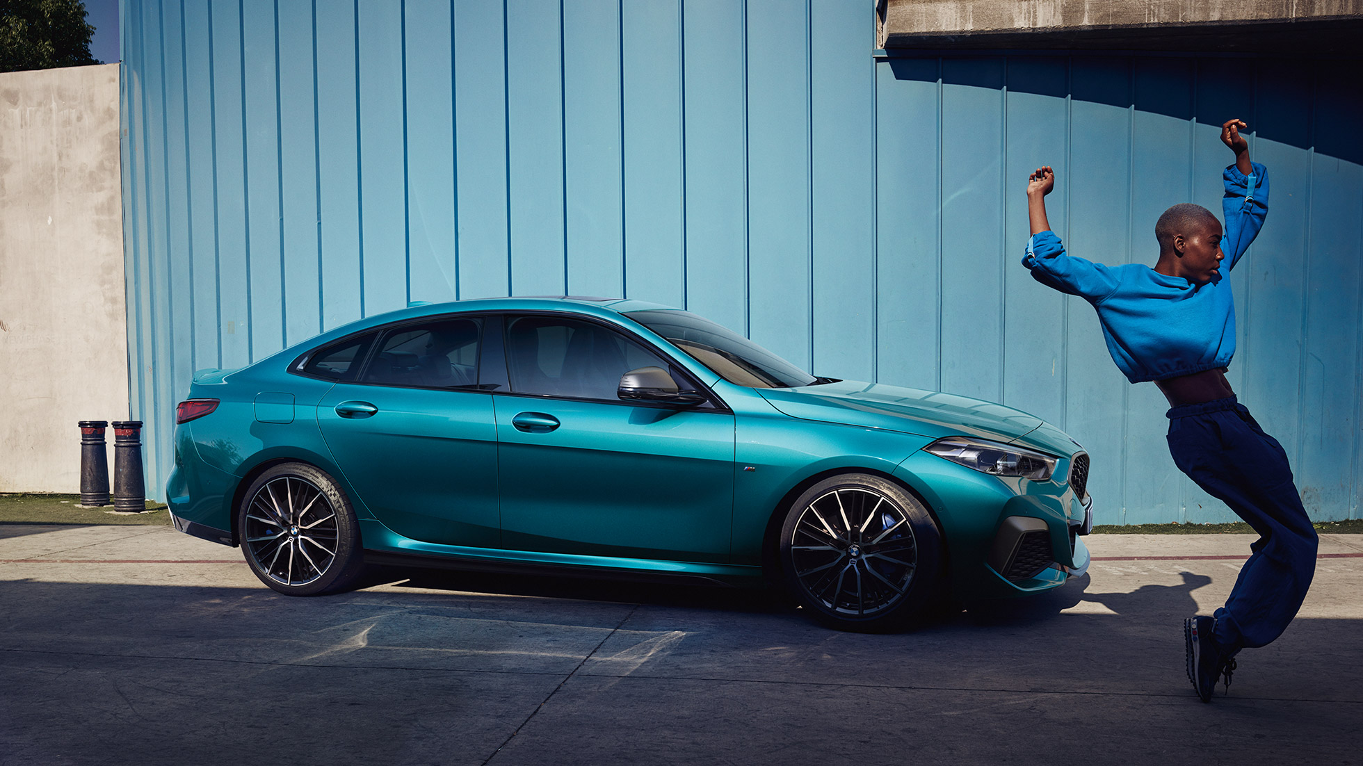 צללית קופה BMW סדרה 2 גראן קופה צללית קופה BMW סדרה 2 גראן קופה כחול מטאלי F44 2020 מבט צדדי