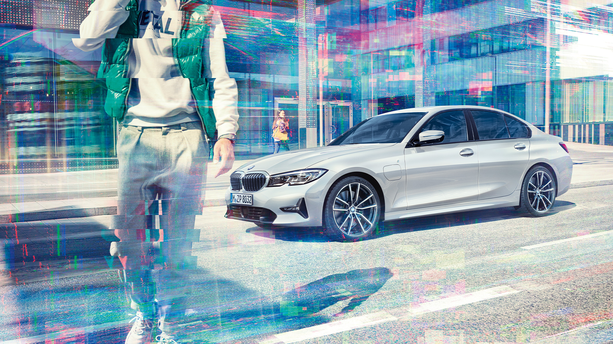 BMW סידרה 3, תא הנוסעים תקריב על סביבת הנהג בתא הנוסעים של BMW סידרה 3.