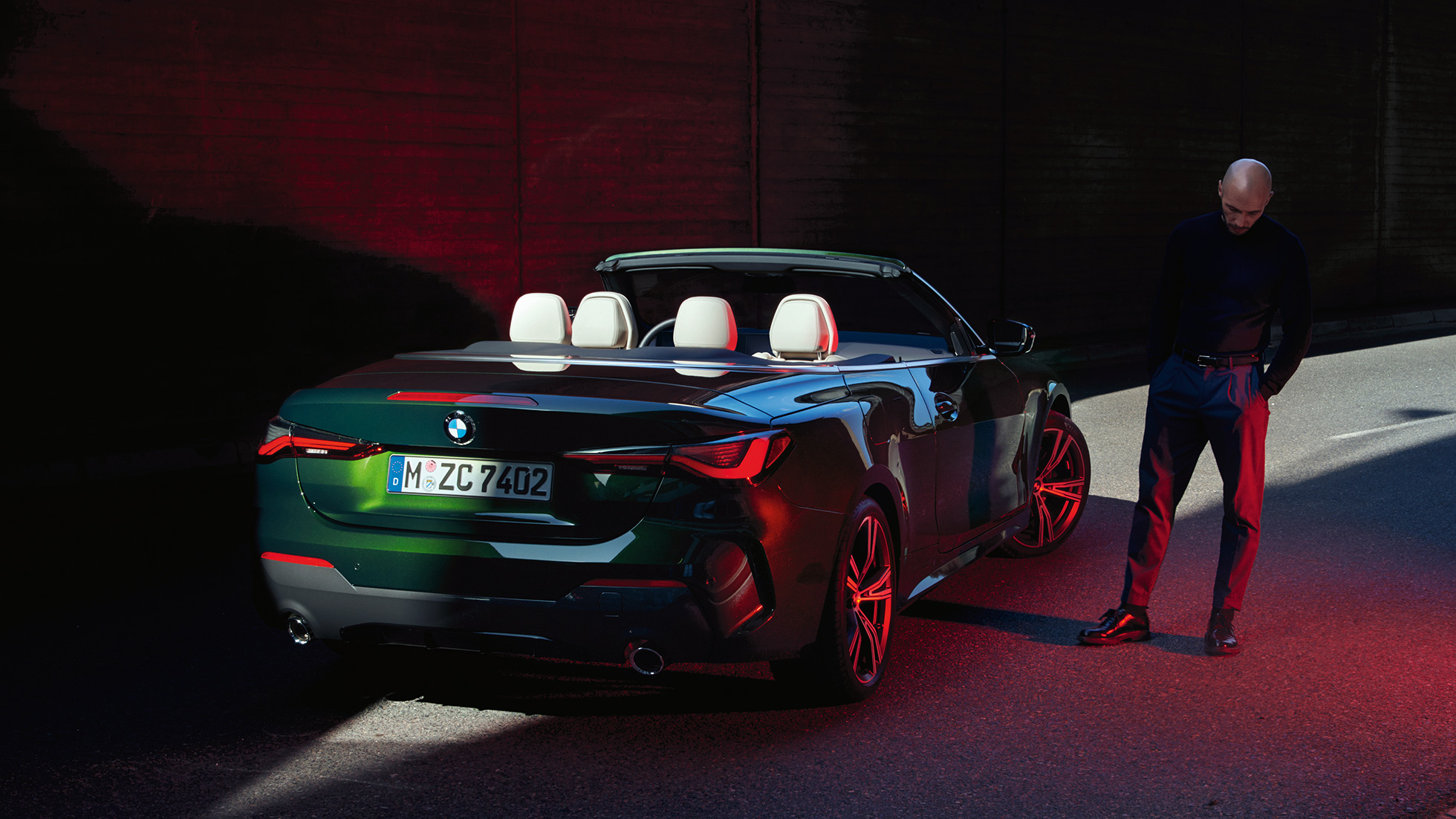 מבט אחורי BMW סדרה 4 קבריולה BMW סדרה 4 קבריולה Sanremo Green מבט אחורי