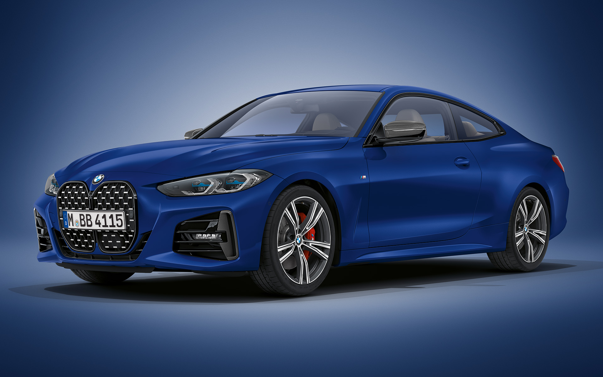 BMW Individual Frozen Portimao Blue כחול מטאלי BMW סדרה 4 קופה 2020 BMW סדרה 4 קופה כחול מטאלי Individual Frozen Portimao Blue 2020 מבט קדמי בעמידה