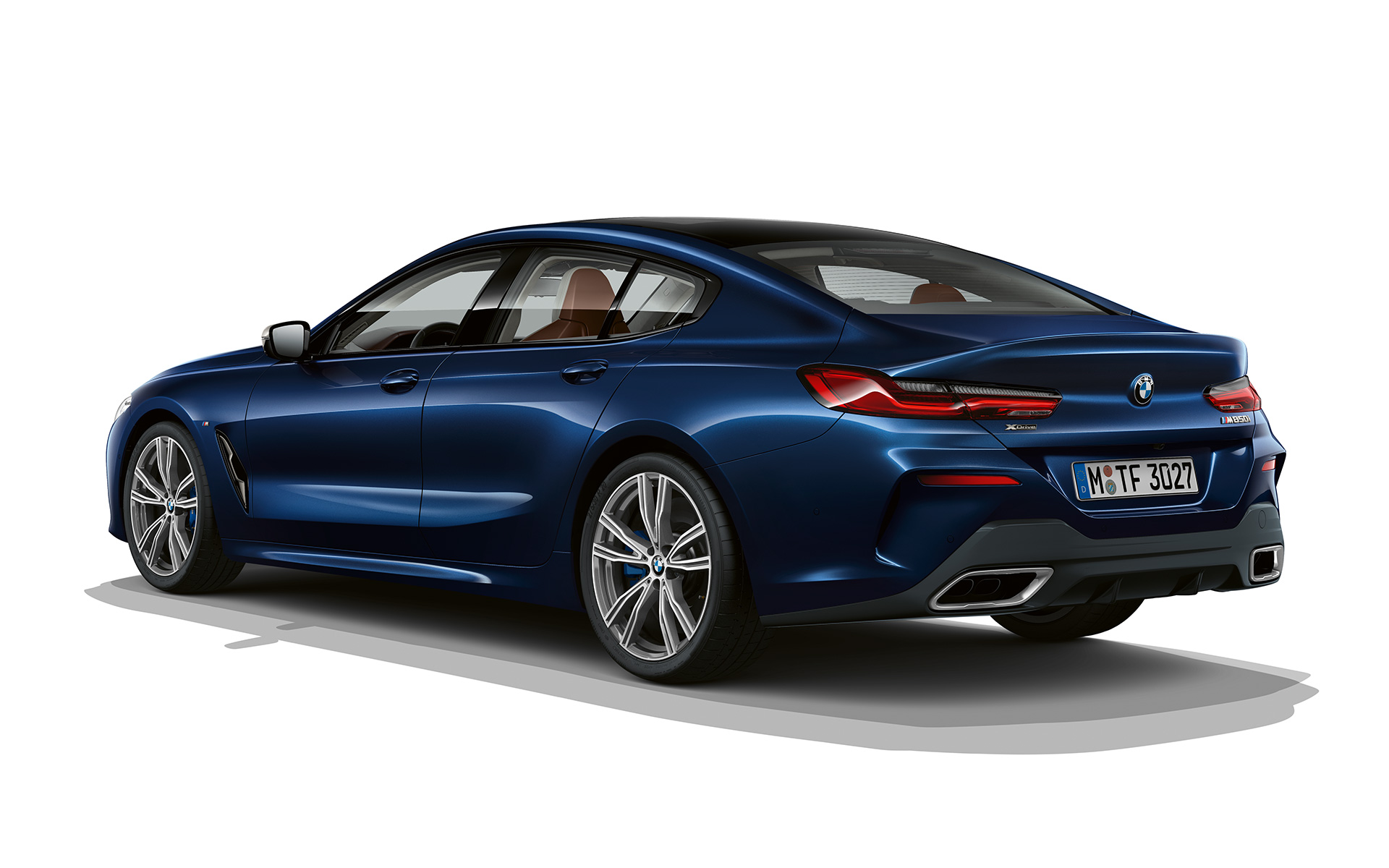 Individual Sophistication, תמונה 3/4 אחורית BMW סדרה 8 גראן קופה, Individual Sophistication, תמונה 3/4 אחורית