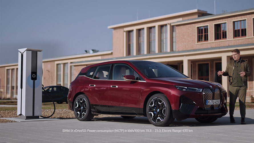 BMW iX i20 2021 electric SUV BMW Charging Video
