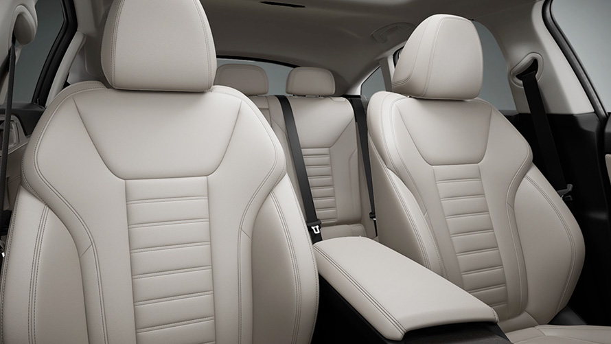 BMW i4 eDrive40 2021 Mineral White האלמנטים העיצוביים הפנימיים המובילים סרטון וידאו BMW i4 eDrive40 2021 Mineral White האלמנטים העיצוביים הפנימיים המובילים סרטון וידאו