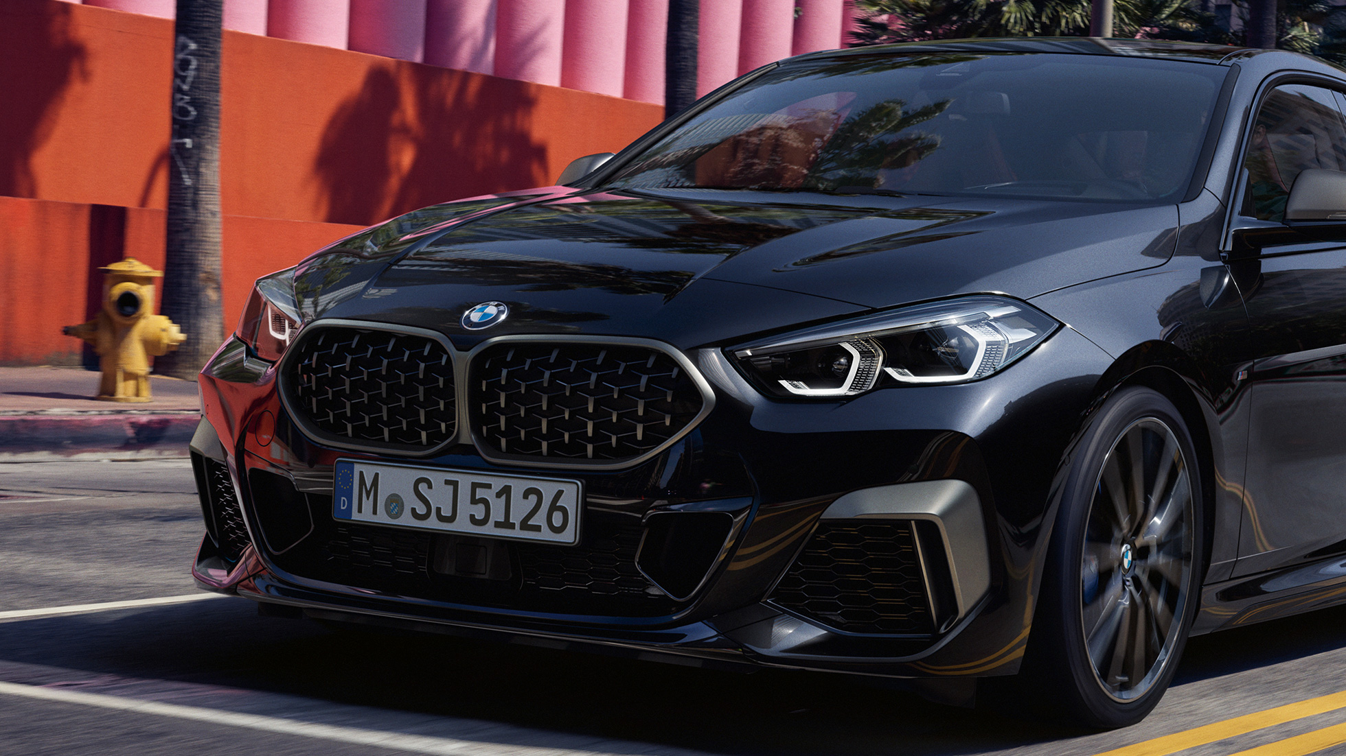 עיצוב חיצוני BMW M235i xDrive גראן קופה העיצוב החיצוני של ה-BMW M235i xDrive גראן קופה F44, 2020 שחור מטאלי Sapphire, מבט קדמי