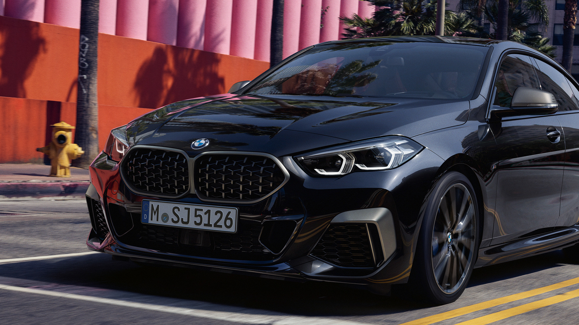 עיצוב קדמי BMW M235i xDrive גראן קופה עיצוב קדמי BMW M235i xDrive גראן קופה F44, 2020 שחור מטאלי Sapphire, מבט 3/4 קדמי