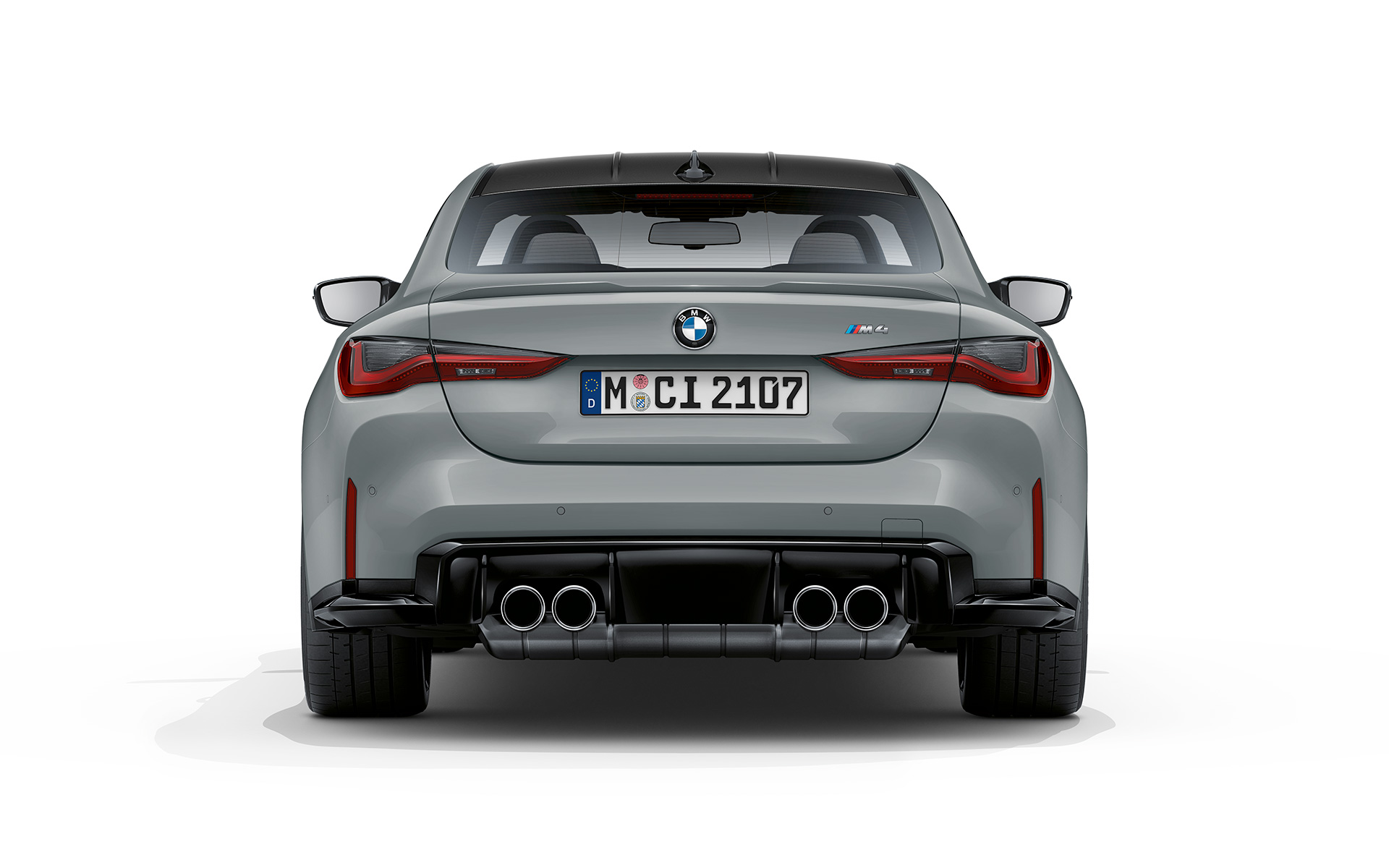 BMW M4 קופה G82 2020 אפור מטאלי Brooklyn Grey מבט אחורי 