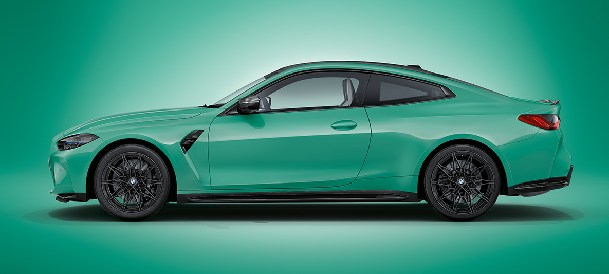 BMW Individual Individual Aventurine Red BMW M4 BMW M4 BMW Individual Aventurine מבט קדמי