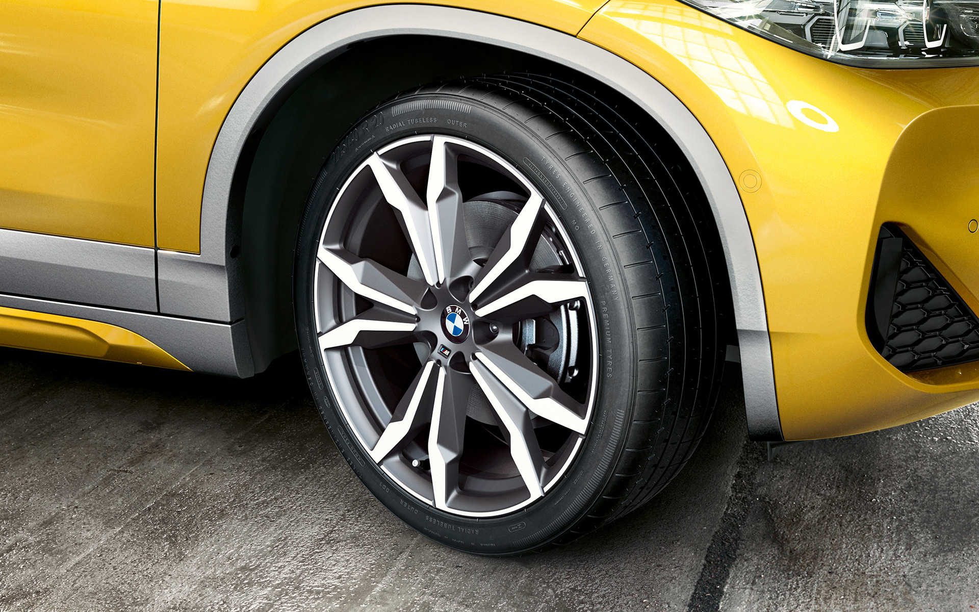 BMW X2 אפור Brooklyn Grey חישוקי סגסוגת קלה