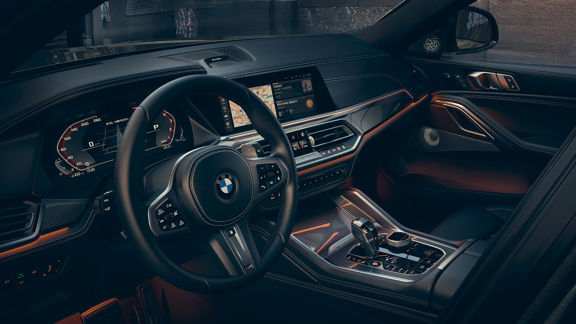 מסכי 12.3 אינץ'. BMW X6 סביבת נהג עם מסכי 12.3 אינץ'.