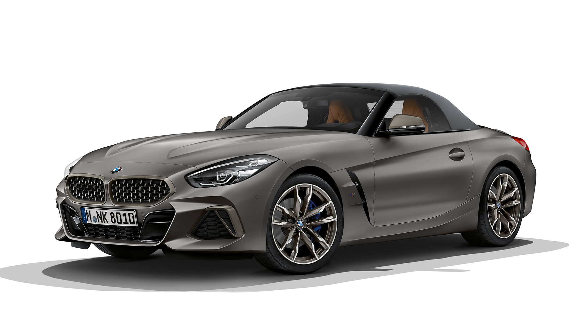 BMW Z4 M40i תצלום במבט חזית-צד של M40i BMW Z4