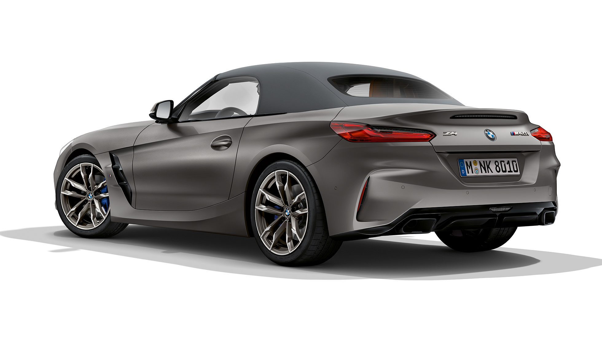 BMW Z4 M40i תצלום במבט על החלק האחורי-צידי של M40i BMW Z4