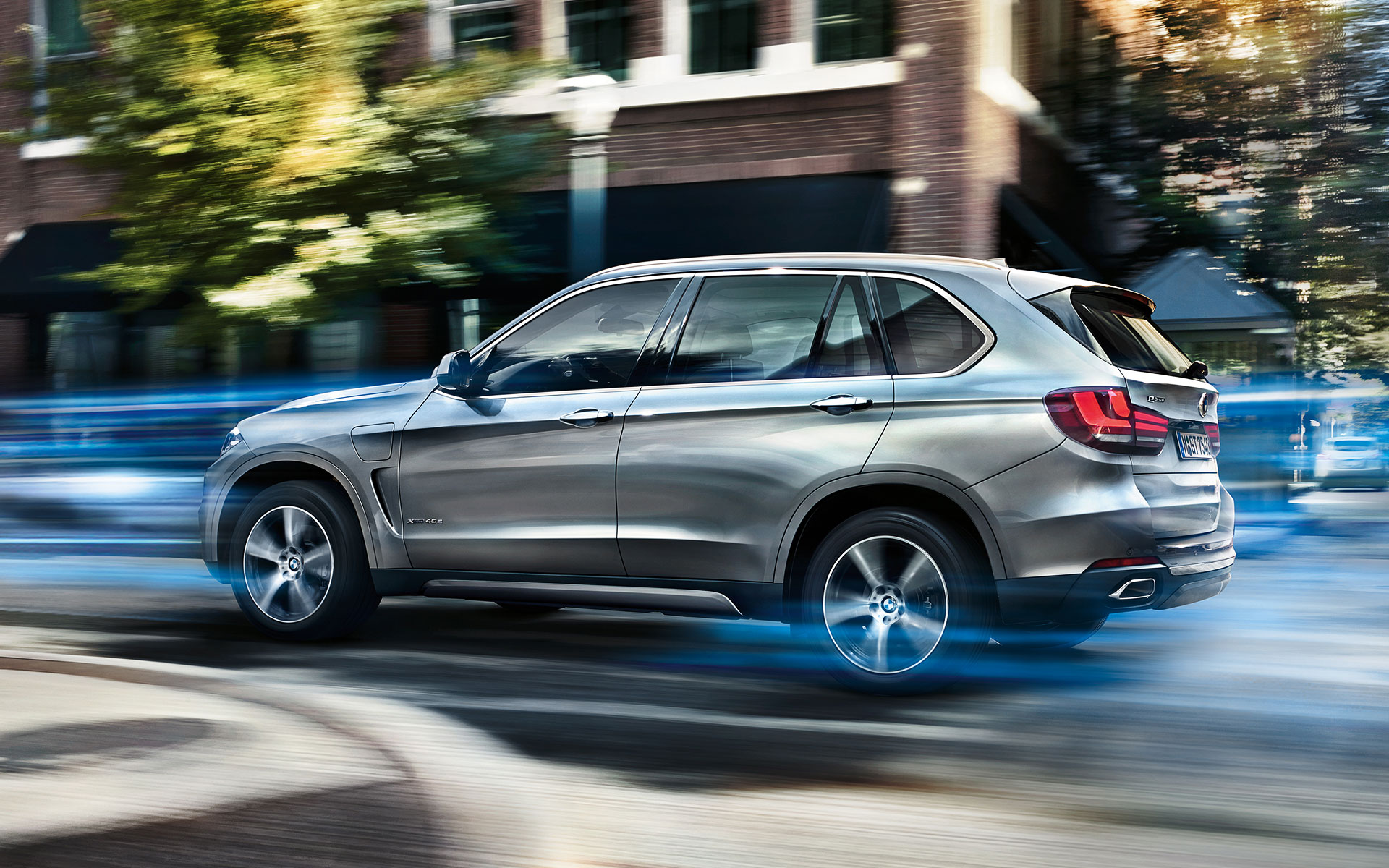 BMW X5 עם מערכת ההינע eDrive BMW X5 עם מערכת ההינע eDrive