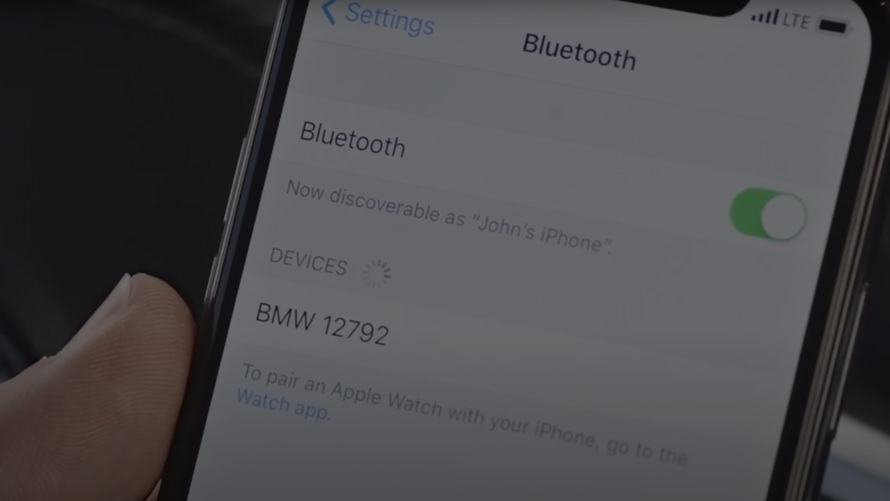 חיבור הטלפון הנייד באמצעות Bluetooth למערכת המולטימדיה ב - BMW שלך 