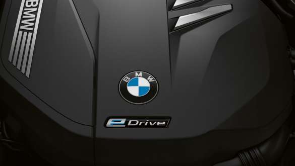 המנוע החשמלי של BMW סידרה 7 סדאן BMW סידרה 7: תקריב על המנוע החשמלי