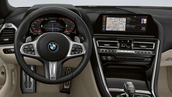 BMW M850i xDrive בצבע Dravit Grey מטאלי, מערכת Live Cockpit Professional של BMW. BMW M850i xDrive בצבע Dravit Grey מטאלי, מערכת Live Cockpit Professional של BMW.