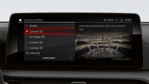 BMW M5 עם מערכת שמע היקפית Bowers & Wilkins Diamond BMW M5 עם מערכת שמע היקפית Bowers & Wilkins Diamond צג בקרה