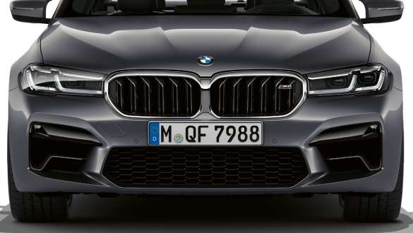גריל כליות M‏ BMW M5 מבט קדמי גריל כליות M‏ BMW M5 Brands Hatch Grey מבט קדמי