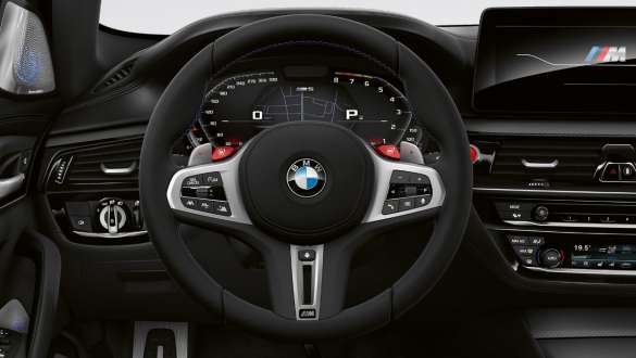 M Servotronic BMW M5 סביבת נהג M Servotronic BMW M5 סביבת נהג