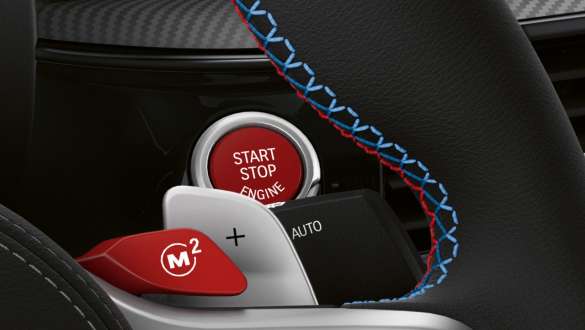 לחצן התנעה/הדממה אדום BMW M5 Competition לחצן התנעה/הדממה אדום BMW M5 Competition סביבת נהג