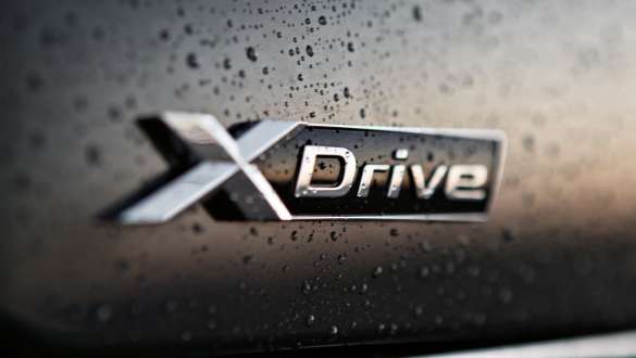 BMW X6 M50i עם xDrive. BMW X6 M50i עם xDrive.