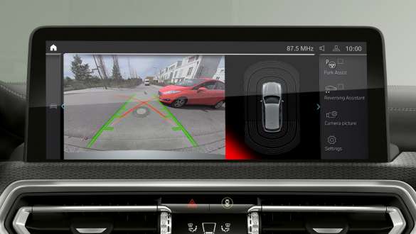 Parking Assistant BMW iX3 2021