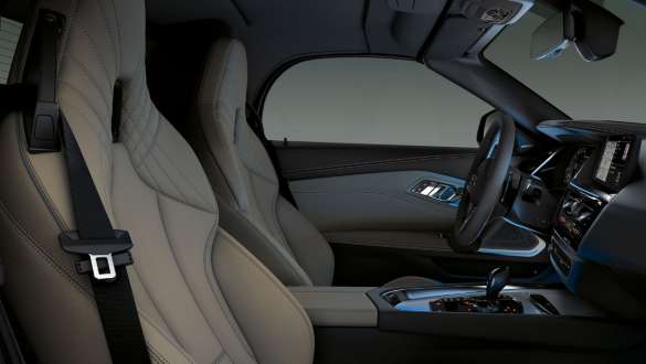 סביבת הנהג של BMW Z4 רודסטר סביבת נהג עם תאורת אווירה של BMW Z4 רודסטר