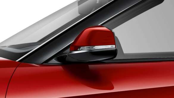 מראת צד של BMW Z4 רודסטר מראת צד של BMW Z4 רודסטר עם גימור Shadow Line מבריק מבית BMW Individual
